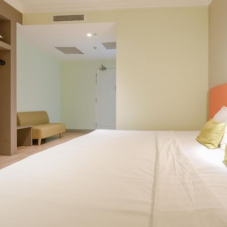 A Hotel Joo Chiat Singapore Bagian luar foto