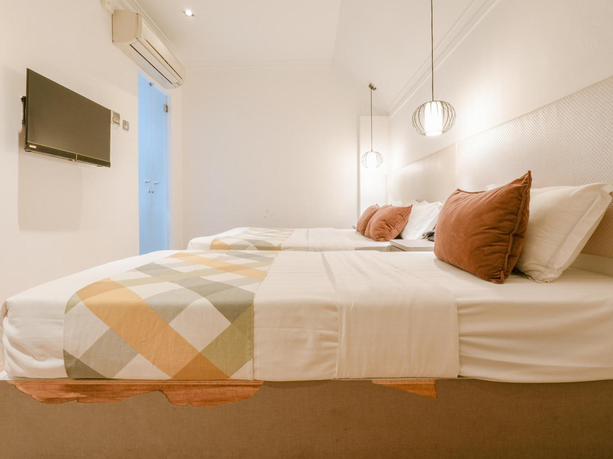 A Hotel Joo Chiat Singapore Bagian luar foto